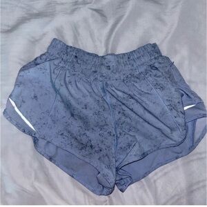 Lululemon hotty hot shorts size 4